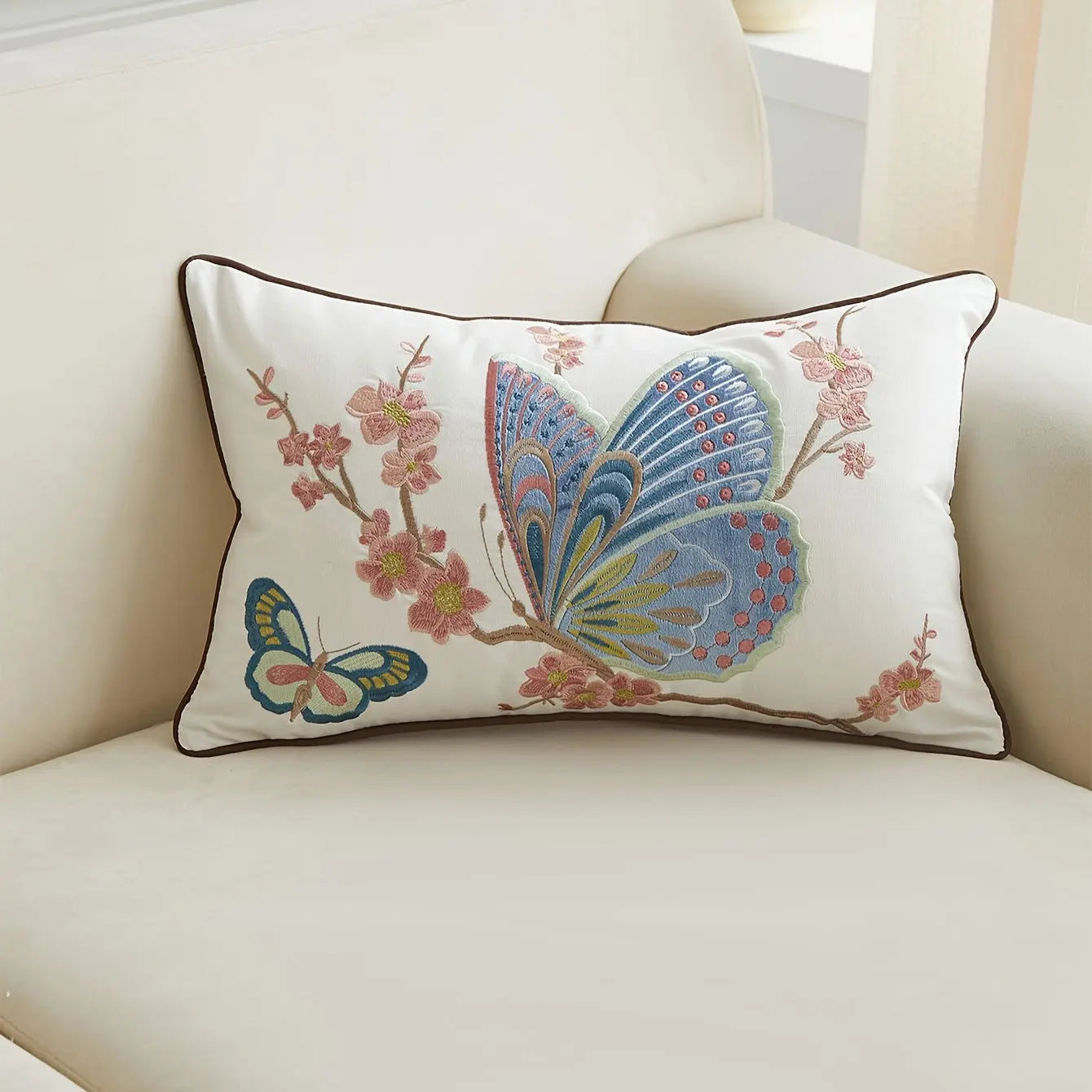 1pc All-Season Commuter Butterfly 3D Patch Embroidery Pillowcase Home Decor