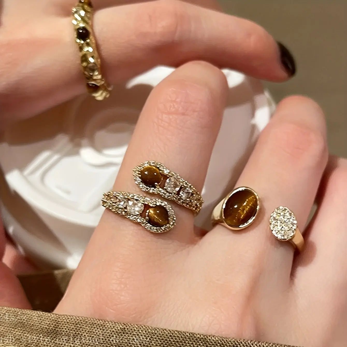 3pcs Elegant Casual Vintage Style Light Luxury Synthetic Zirconia Inlaid Fashion Ring Set for Women, Suitable for Daily Commuting, Banquets, Balls, and Parties