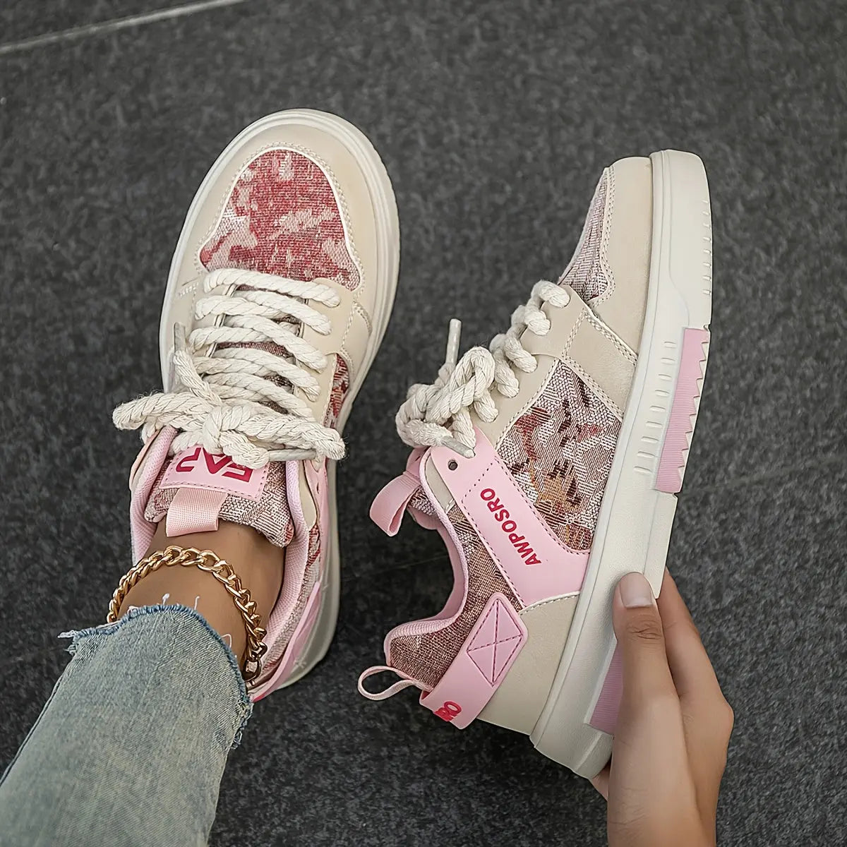 [sneakers] Ladies' Forest-Themed Oil Painting Design Couple'S Comfortable Round-Toe Chunky Front Lace-Up Casual Skate Shoes Dropshipman