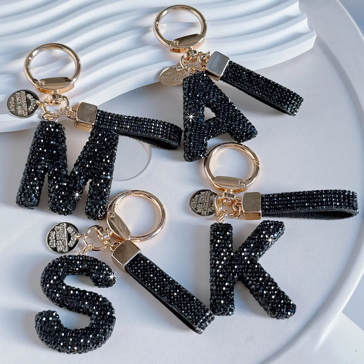 1pc Bling Rhinestone Letter Keychain Suitable for Men & Women - Sparkling Rhinestone Letter Key Ring, Elegant Bling Keychain for Car Keys, Backpack, Graduation Gifts, Prom, Wedding, Favor Dropshipman